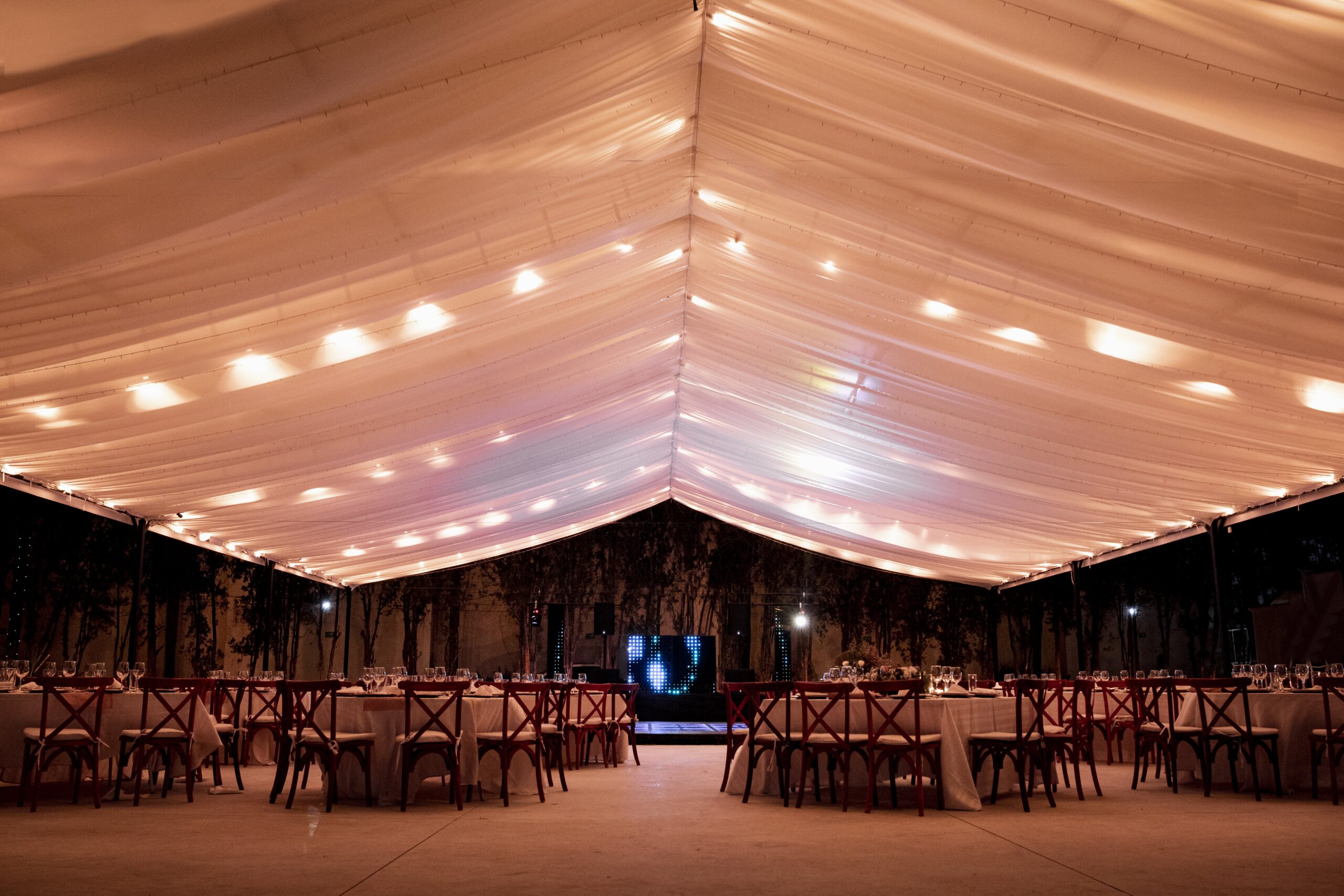 Carpa iluminada para XV años